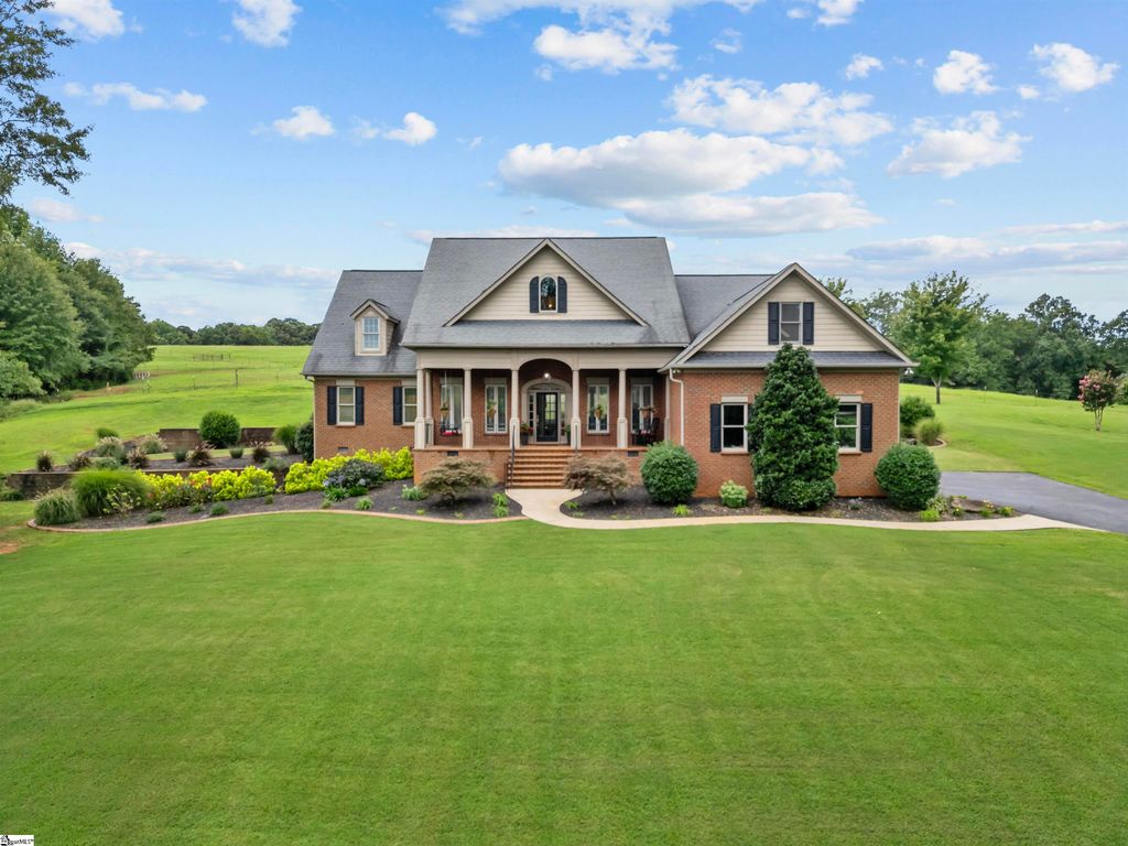185 Meadow Brook Lane, Pickens, SC 29671