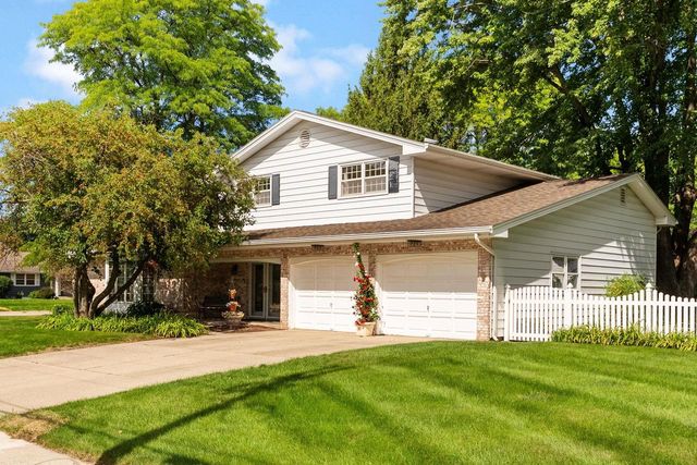 2105 Ruger Avenue, Janesville, WI 53545