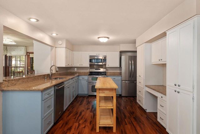 2105 Ruger Avenue, Janesville, WI 53545