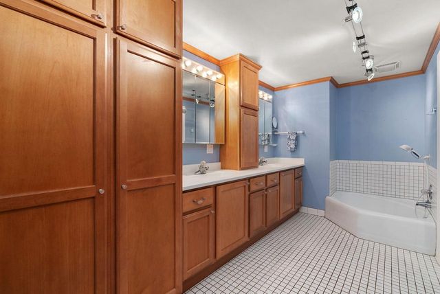 2105 Ruger Avenue, Janesville, WI 53545