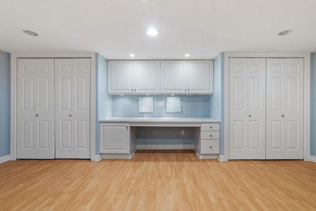 2105 Ruger Avenue, Janesville, WI 53545