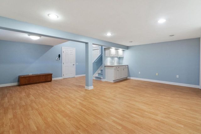 2105 Ruger Avenue, Janesville, WI 53545