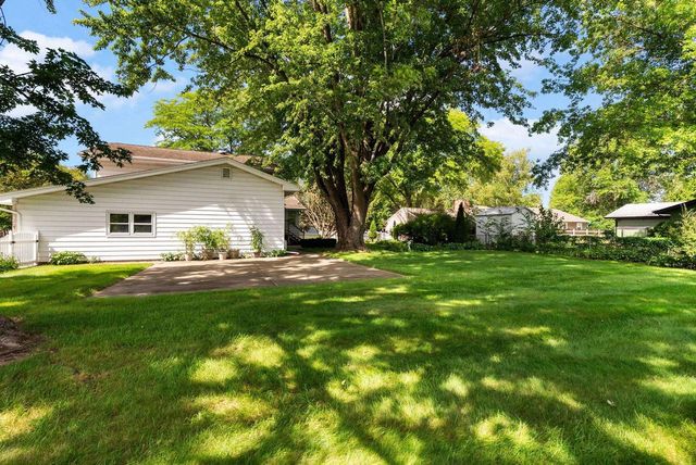 2105 Ruger Avenue, Janesville, WI 53545