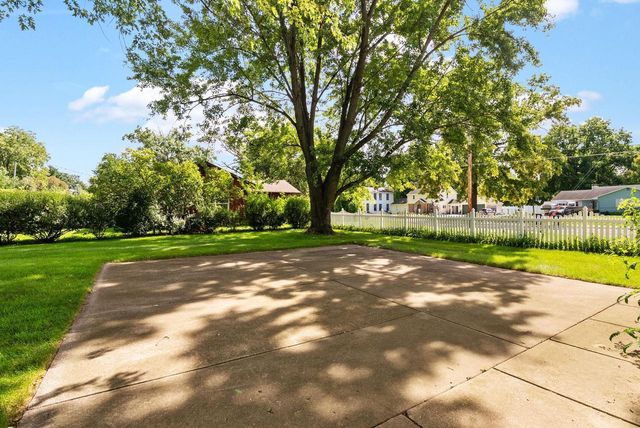 2105 Ruger Avenue, Janesville, WI 53545
