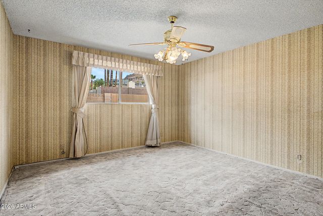 2302 E LINCOLN Circle, Phoenix, AZ 85016