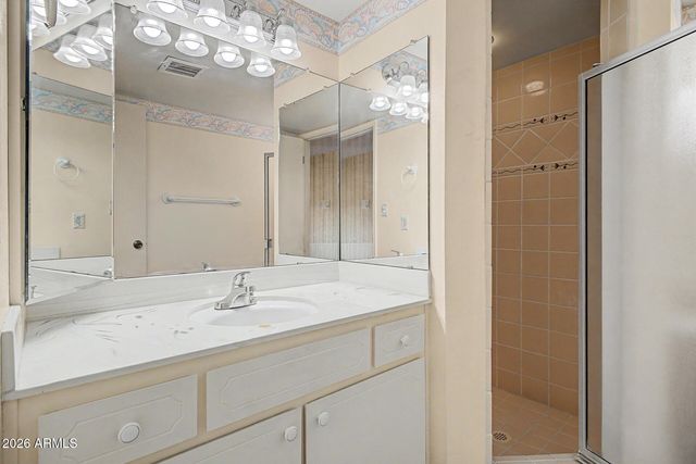 2302 E LINCOLN Circle, Phoenix, AZ 85016