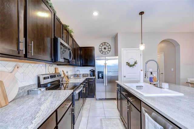 34240 REDWOOD DAWN LANE, Wesley Chapel, FL 33543