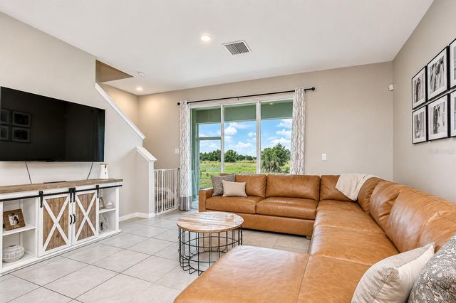 34240 REDWOOD DAWN LANE, Wesley Chapel, FL 33543