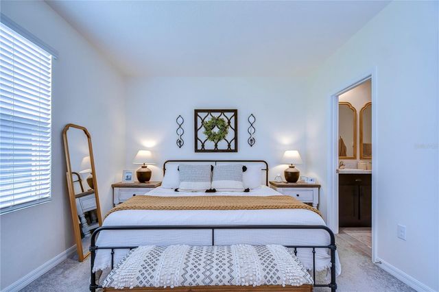 34240 REDWOOD DAWN LANE, Wesley Chapel, FL 33543