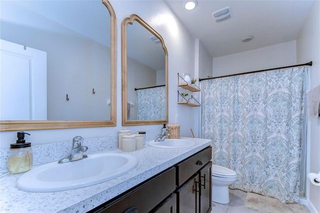 34240 REDWOOD DAWN LANE, Wesley Chapel, FL 33543