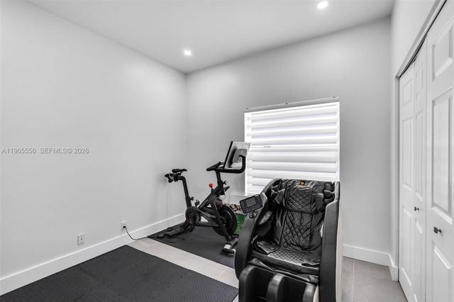 4015 NW 62nd Dr, Coconut Creek, FL 33073