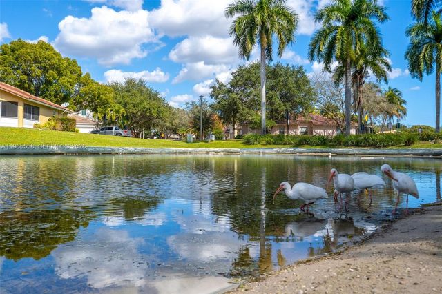 4015 NW 62nd Dr, Coconut Creek, FL 33073