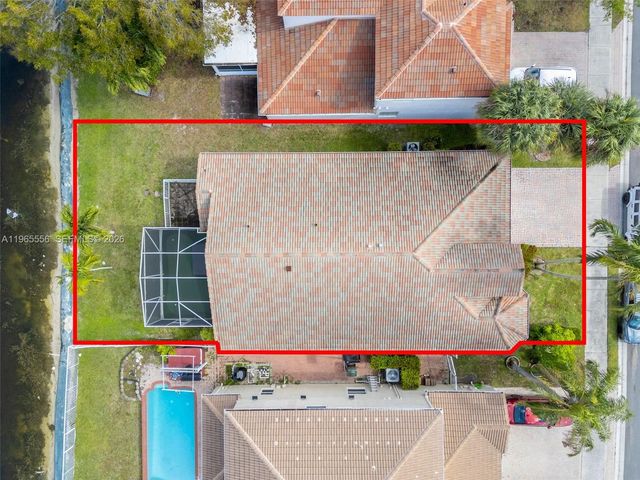 4015 NW 62nd Dr, Coconut Creek, FL 33073