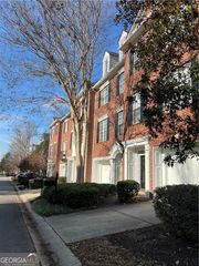 1806 Waters Edge Trail, Roswell, GA 30075