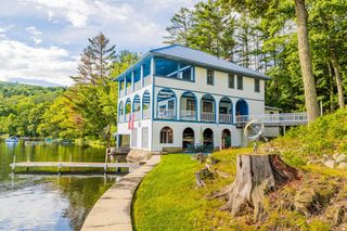 106 Cliff Mull Lane, Fairlee, VT 05045