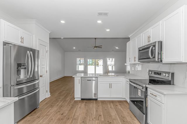 16 Love Ln., Pawleys Island, SC 29585