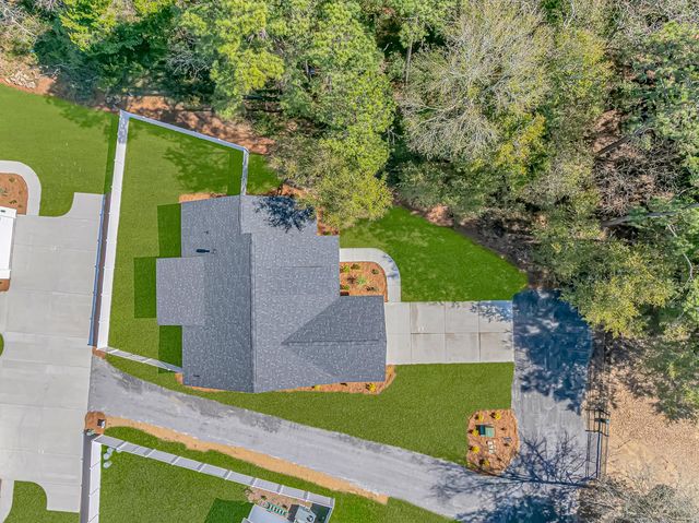 16 Love Ln., Pawleys Island, SC 29585