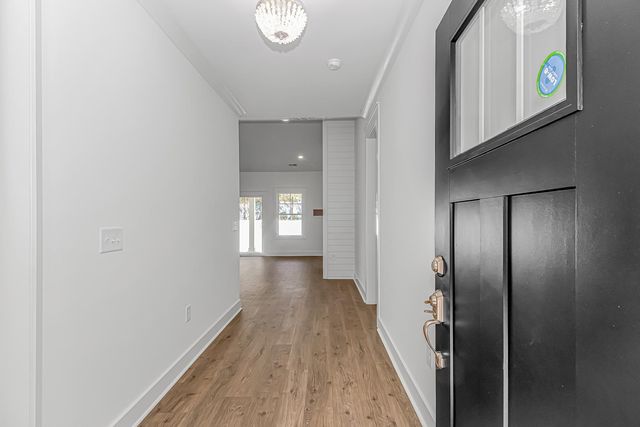 16 Love Ln., Pawleys Island, SC 29585