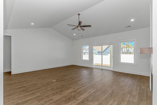 16 Love Ln., Pawleys Island, SC 29585