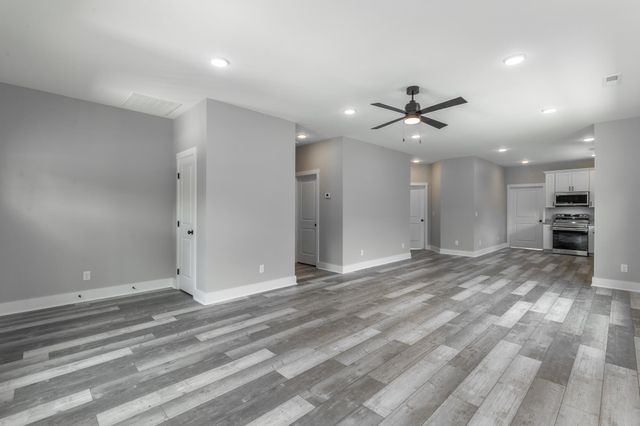 4229 Quinn Adams Street, Chattanooga, TN 37410