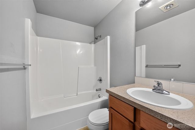 6514 Oklahoma Street SE, Lacey, WA 98516