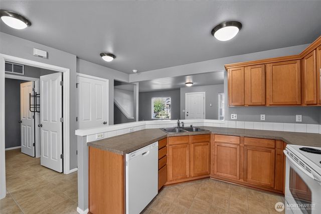 6514 Oklahoma Street SE, Lacey, WA 98516