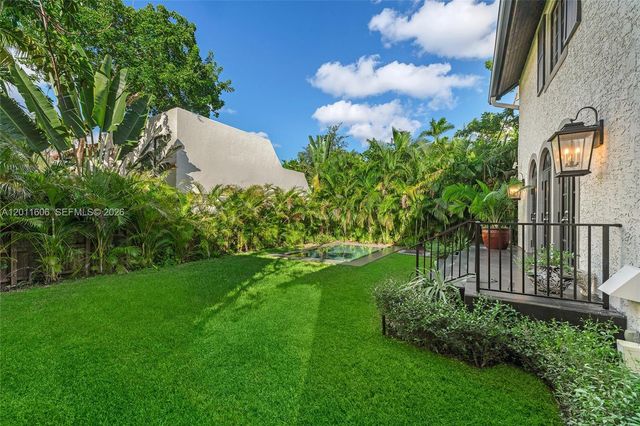 547 NE 57th St, Miami, FL 33137