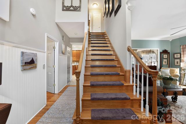 254 Kanuga Forest Drive, Hendersonville, NC 28739