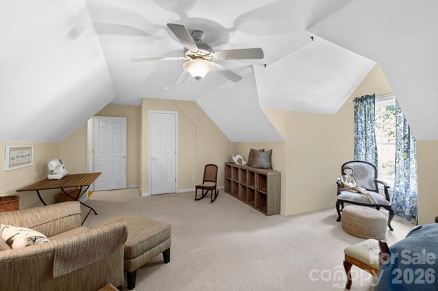 254 Kanuga Forest Drive, Hendersonville, NC 28739
