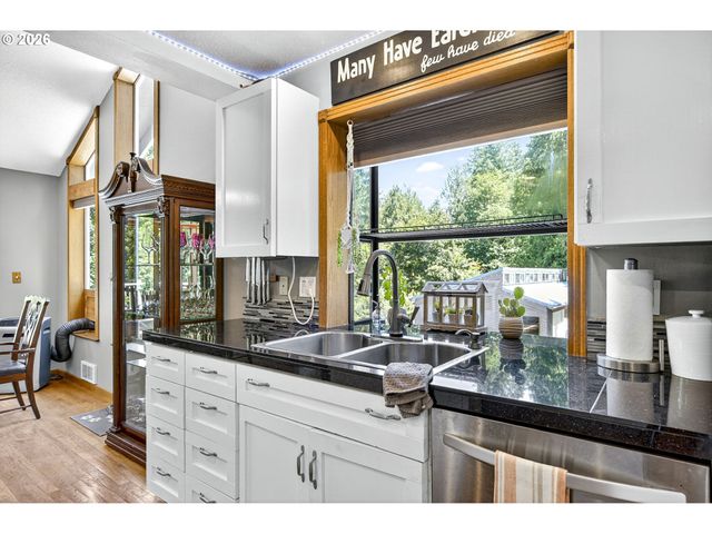 19345 S ROCKNEY Rd, Colton, OR 97017