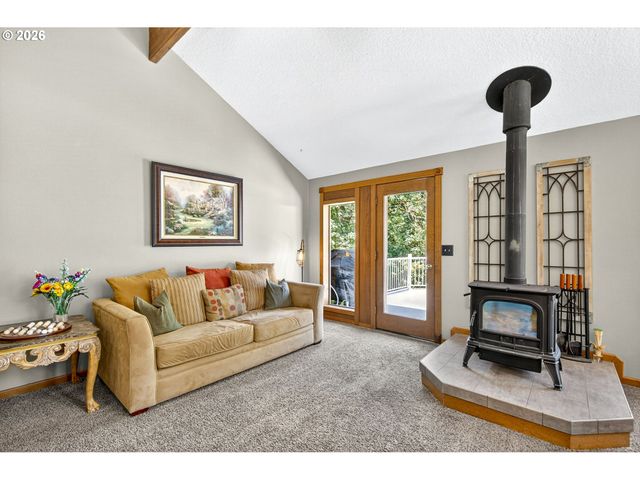 19345 S ROCKNEY Rd, Colton, OR 97017