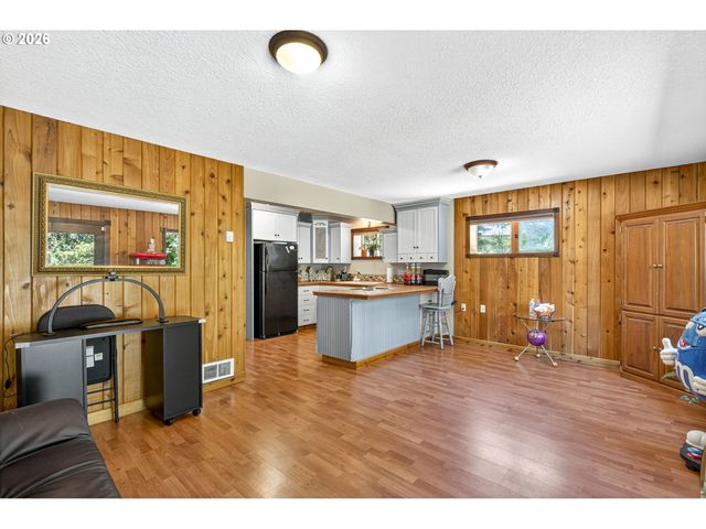 19345 S ROCKNEY Rd, Colton, OR 97017