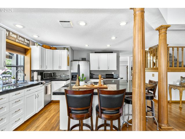 19345 S ROCKNEY Rd, Colton, OR 97017