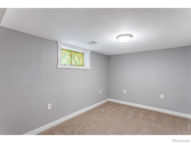 204 N Jefferson Avenue, Loveland, CO 80537
