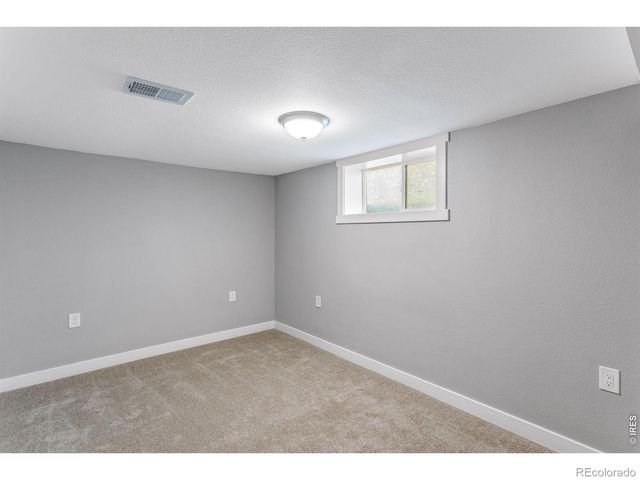 204 N Jefferson Avenue, Loveland, CO 80537