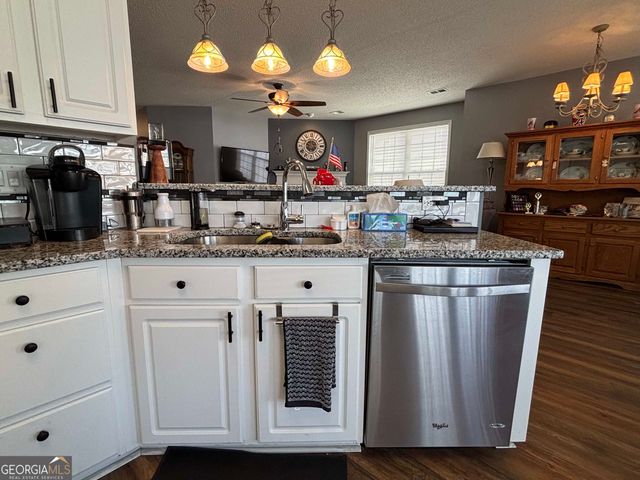 611 Wild Rose Court, Mcdonough, GA 30253