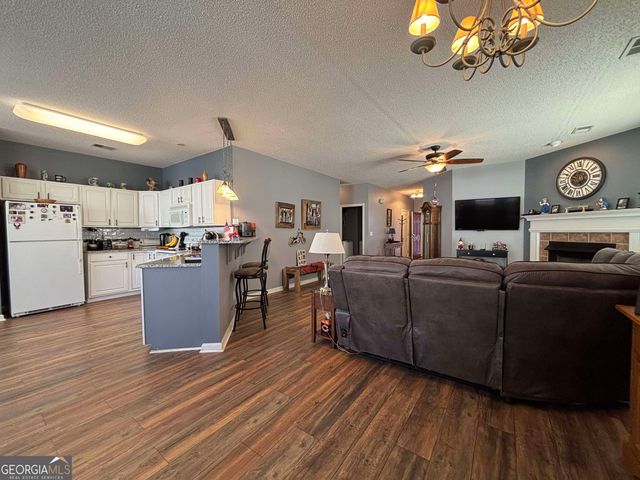 611 Wild Rose Court, Mcdonough, GA 30253