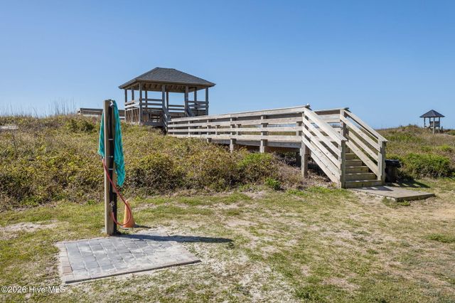2401 W Fort Macon Road 136, Atlantic Beach, NC 28512