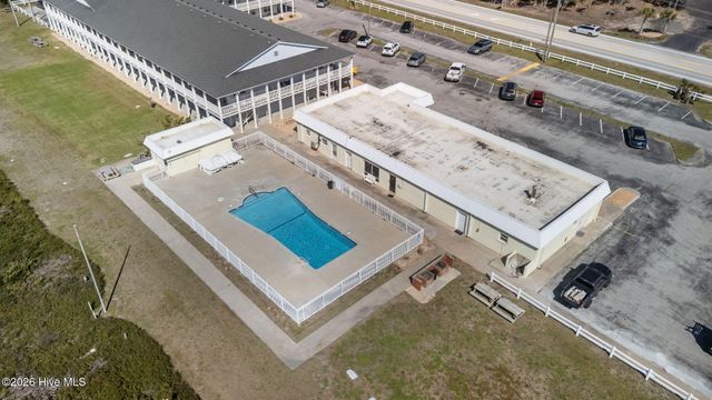 2401 W Fort Macon Road 136, Atlantic Beach, NC 28512