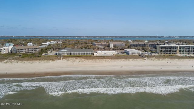 2401 W Fort Macon Road 136, Atlantic Beach, NC 28512
