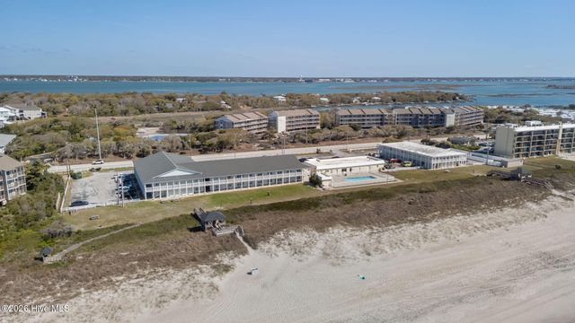 2401 W Fort Macon Road 136, Atlantic Beach, NC 28512