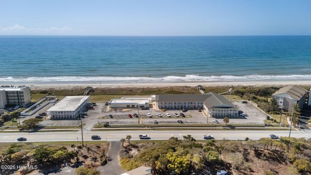 2401 W Fort Macon Road 136, Atlantic Beach, NC 28512
