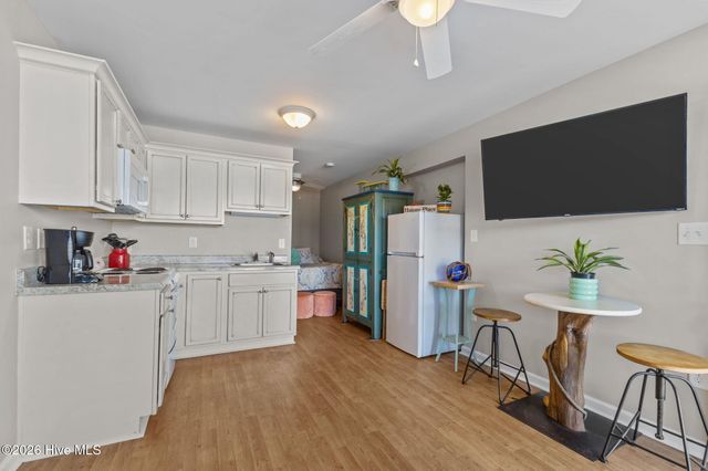 2401 W Fort Macon Road 136, Atlantic Beach, NC 28512