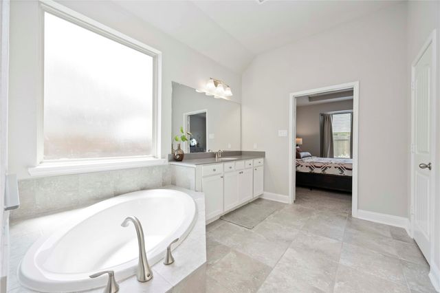 15719 Dunbar Ridge Drive, Cypress, TX 77429