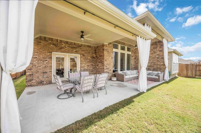 15719 Dunbar Ridge Drive, Cypress, TX 77429
