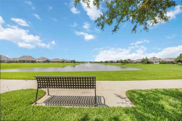 15719 Dunbar Ridge Drive, Cypress, TX 77429