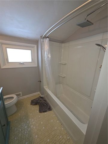 51 Caroline Drive, Gates, NY 14624