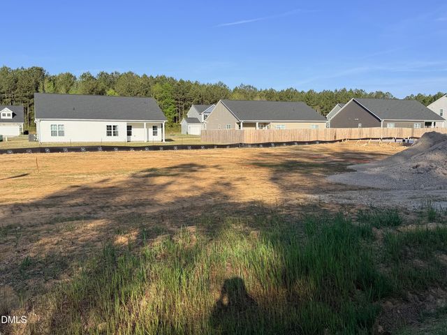 48 Loganberry Avenue, Bunnlevel, NC 28323