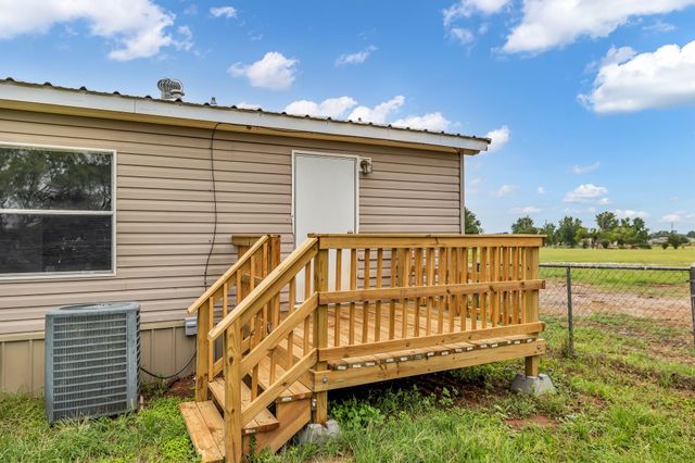 1350 Stephens Road, Millsap, TX 76066