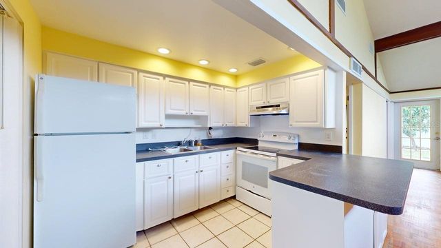 3202 21ST AVENUE W, Bradenton, FL 34205